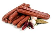 kolbasa-polukopchenaya-musulmanskie-kolbaski-640x416